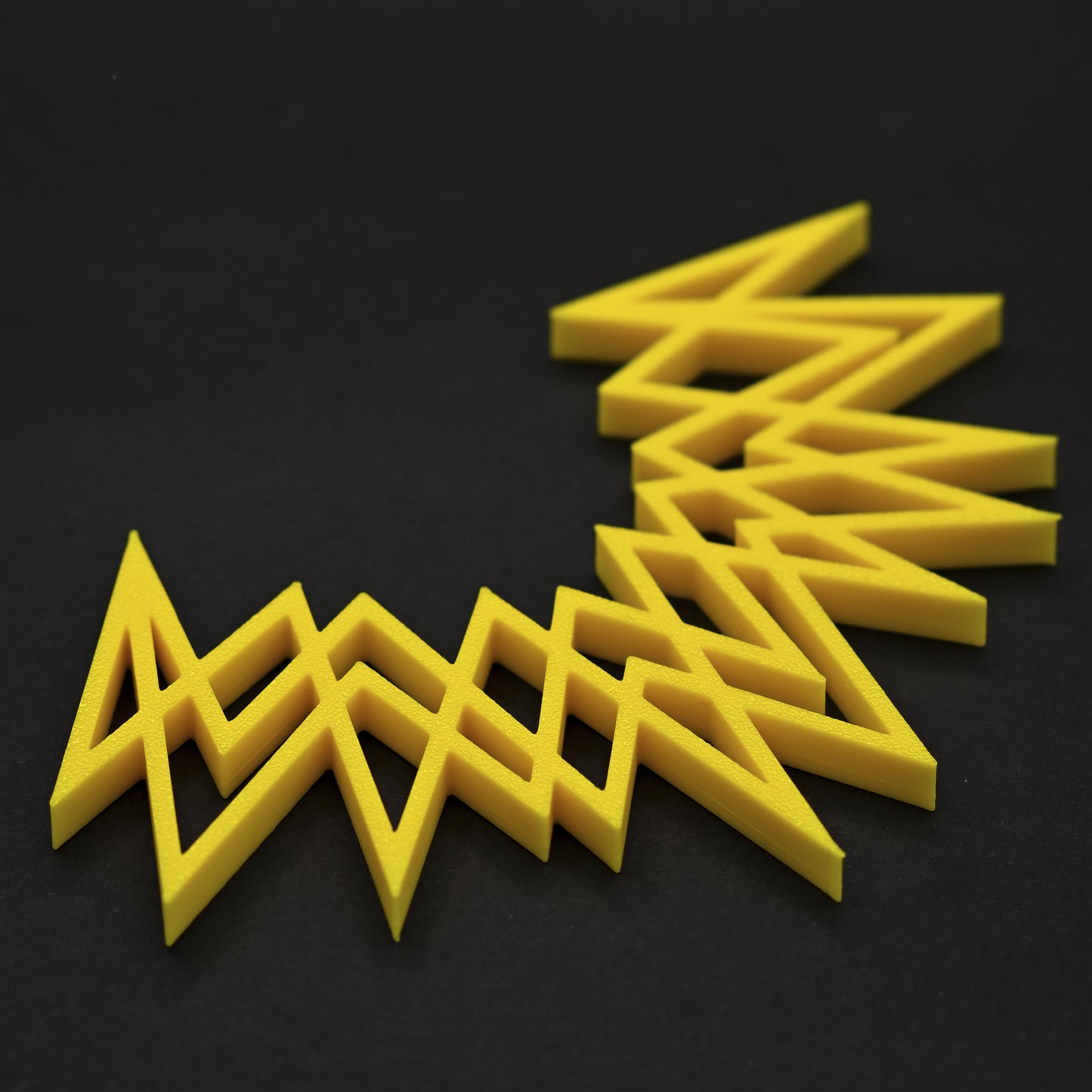 Spikes S